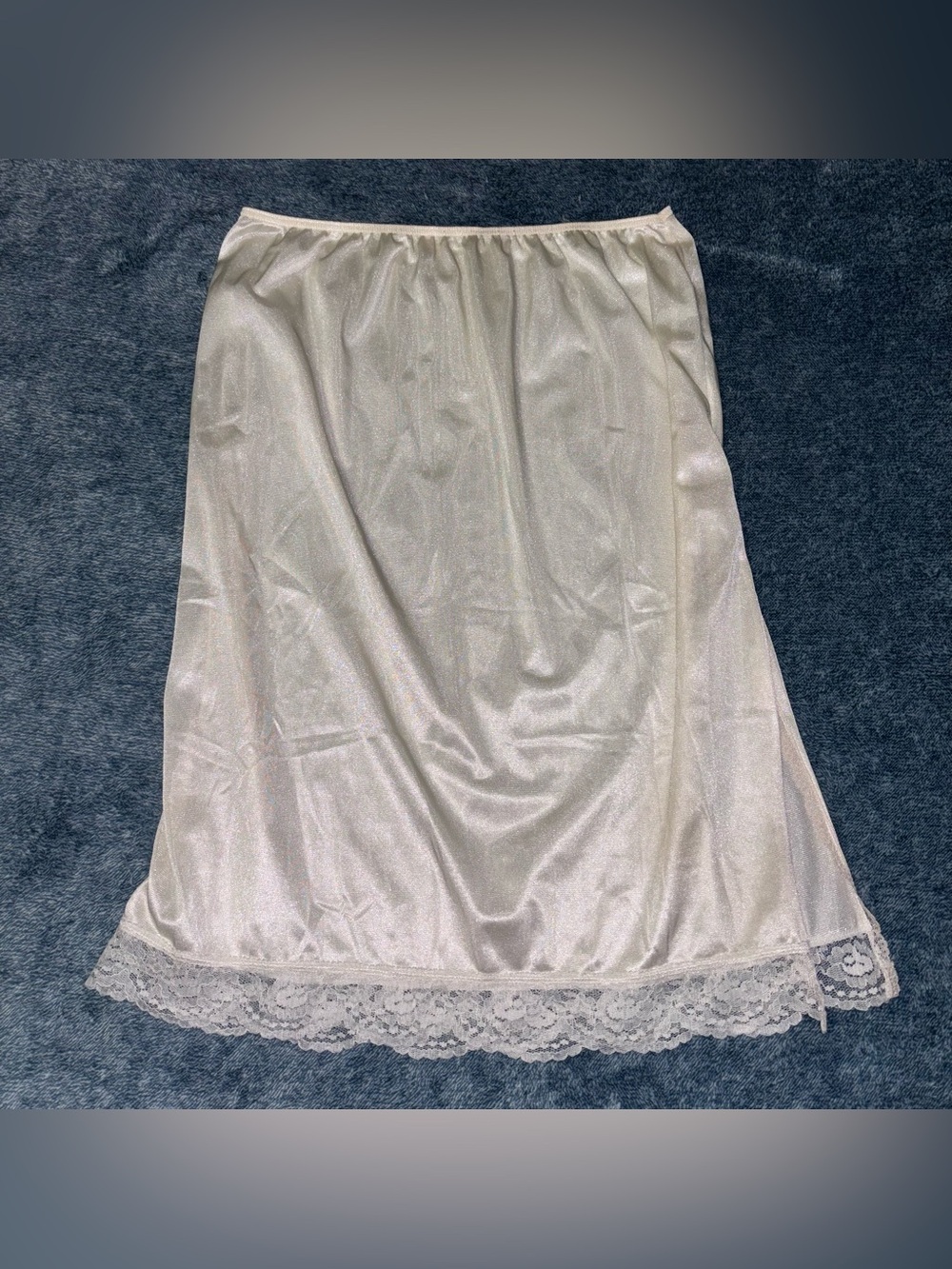 Vintage Unbranded Lace Trim Half Slip in Ivory/Cream Size Medium